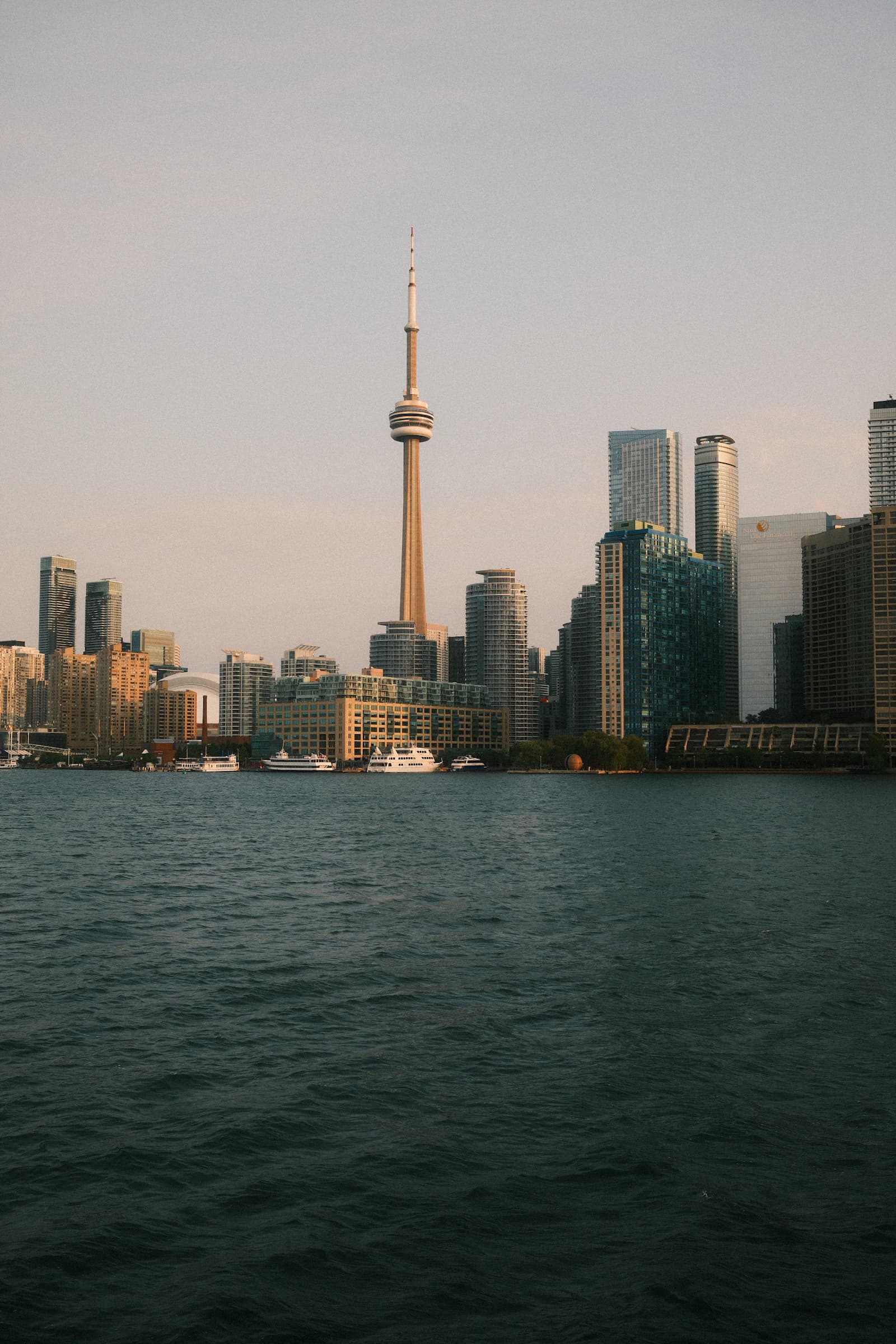 Image illustrative de la silhouette urbaine de Toronto
